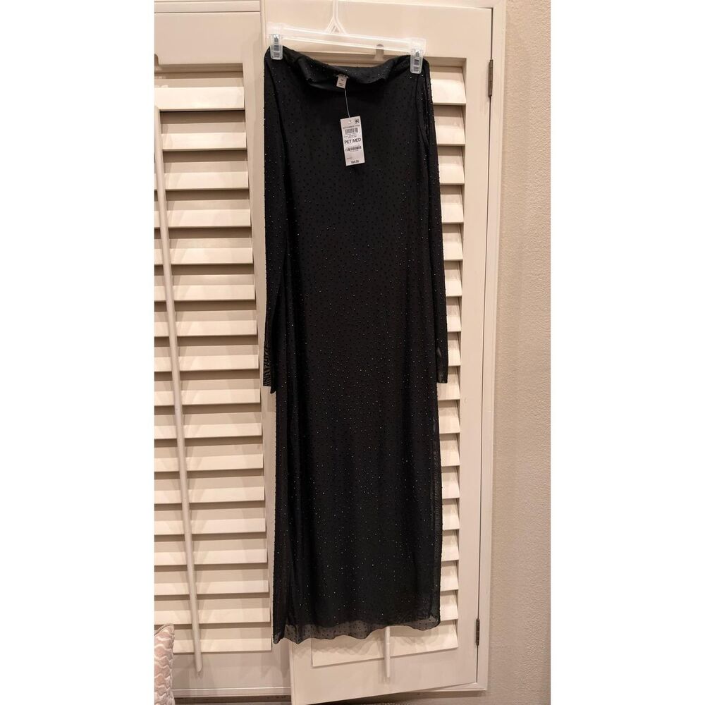 Stunning Bar III petite maxi dress is brand new with tags (NWT)